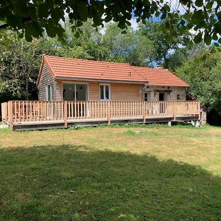 Petite Maison Conjat Saint-Julien-le-Petit Luaran gambar